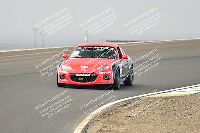 media/Jan-26-2025-CalClub SCCA (Sun) [[cfcea7df88]]/Group 4/Race/